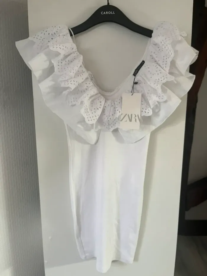 Robe près du corps
