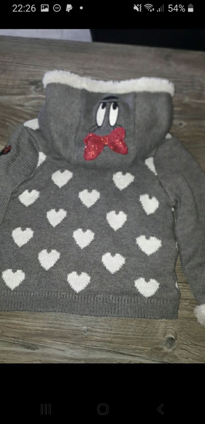 Gilet fillette gris avec cœur blanc Disney Baby Orchestra taille 23 mois - photo numéro 4