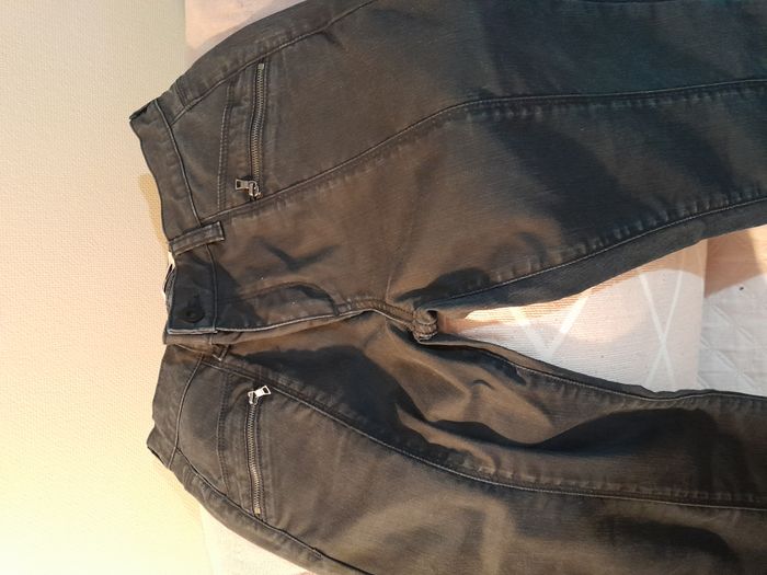 Pantalon effet enduit