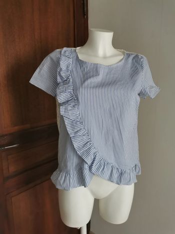 Blouse Naf Naf à rayures, dentelle et volants