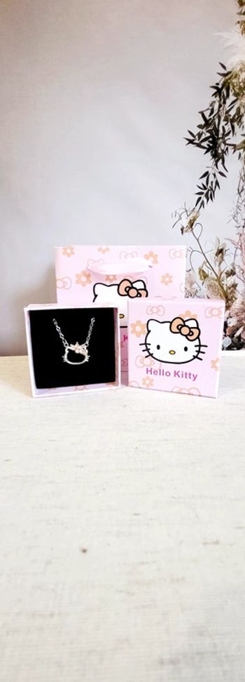 Collier Hello Kitty doré rose - coffret cadeau kawaii
