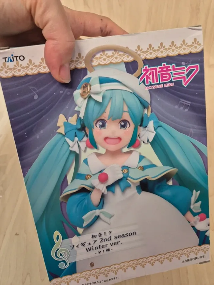 Figurine Hatsune Miku 2nd season Winter version - photo numéro 4