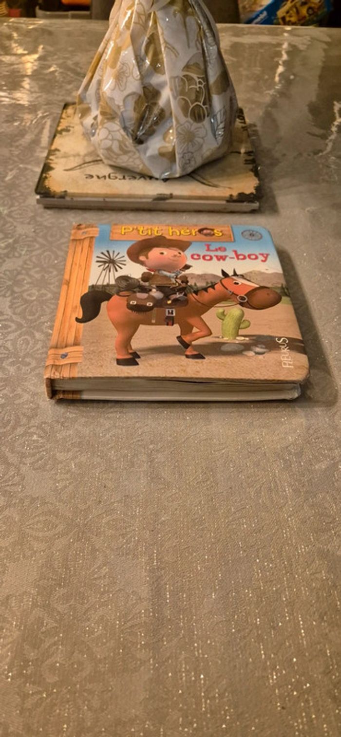 Livre p'tit héros "le cow boy n2" fleurus