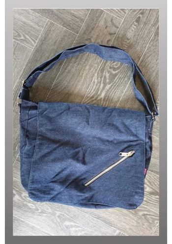Sac bandoulière bleu jean en coton 35x30 cm