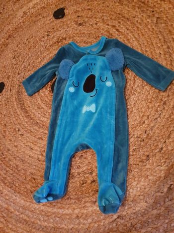 Lot 9 Pyjamas 1 mois