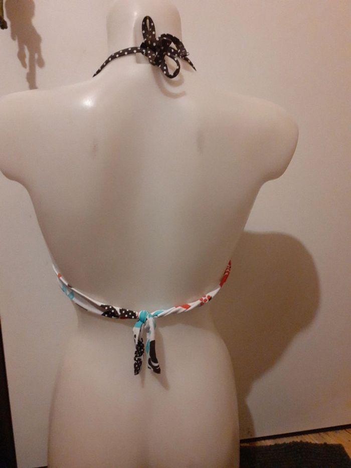 Haut de maillot de bain - photo numéro 6