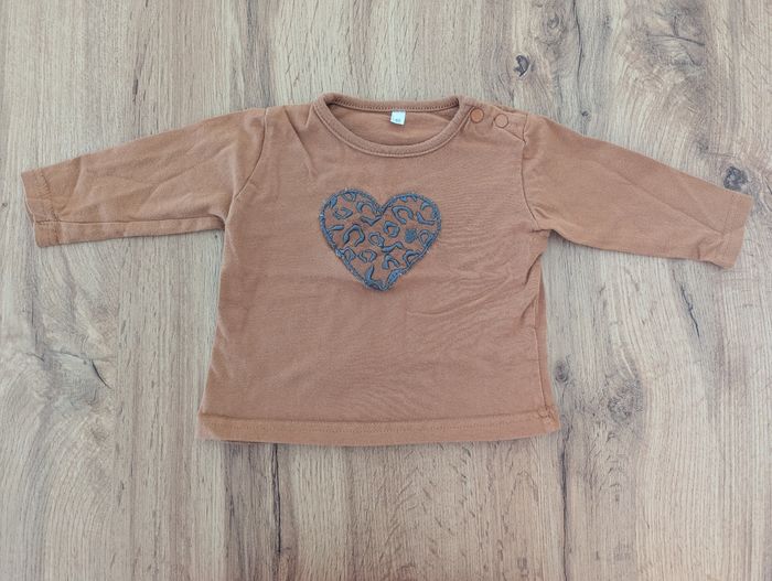 Lot vêtements fille 6 mois - photo numéro 2