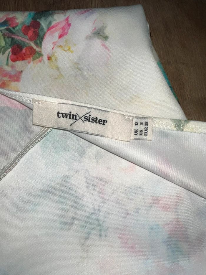 Robe cintrée 38🌸 - photo numéro 2