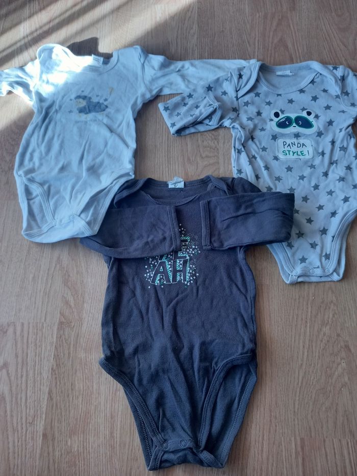 Lot de bodys - photo numéro 6