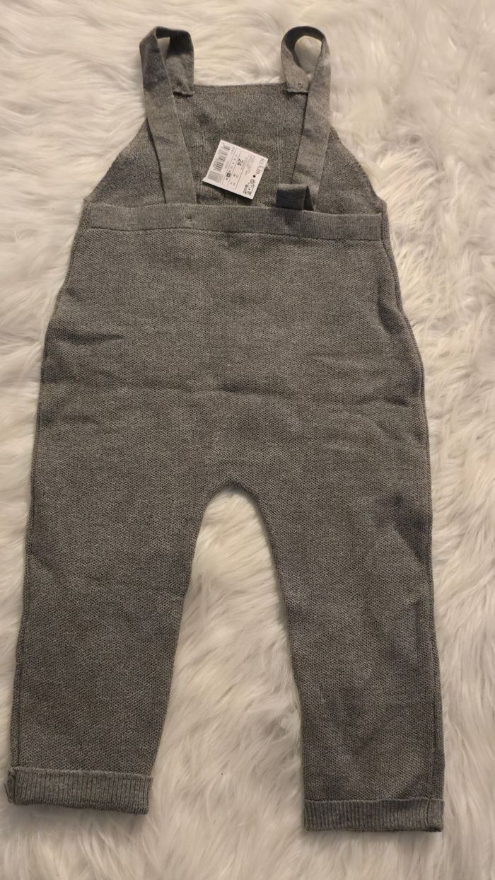 Neuve (non portée)🏷 😍💥💙salopette 24 mois garçon 💙💙💙💙 - photo numéro 4