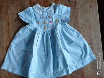 Robe mi- saison fille, taille 12 mois, NEUF