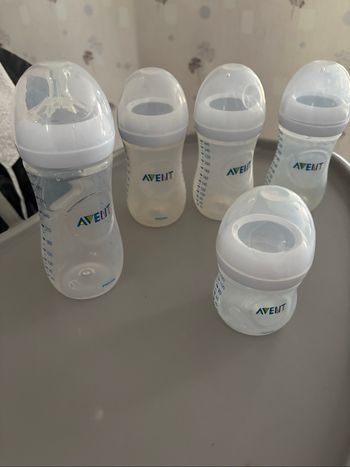 Lot biberons Philips Avent sans tétines