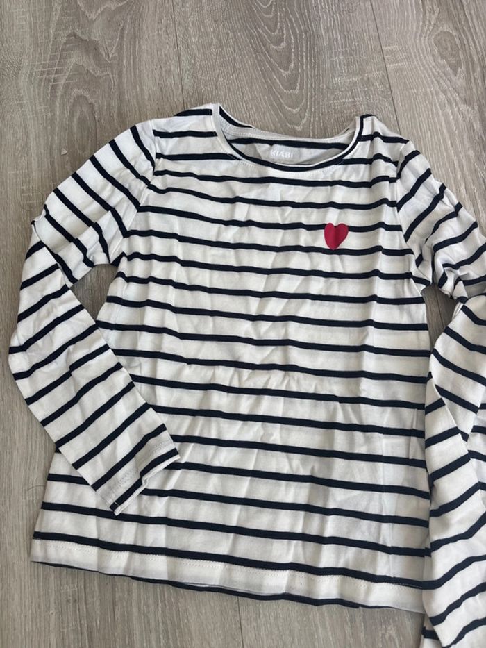 Lot de 2 T-shirts manches longues Kiabi taille 5 ans - photo numéro 2