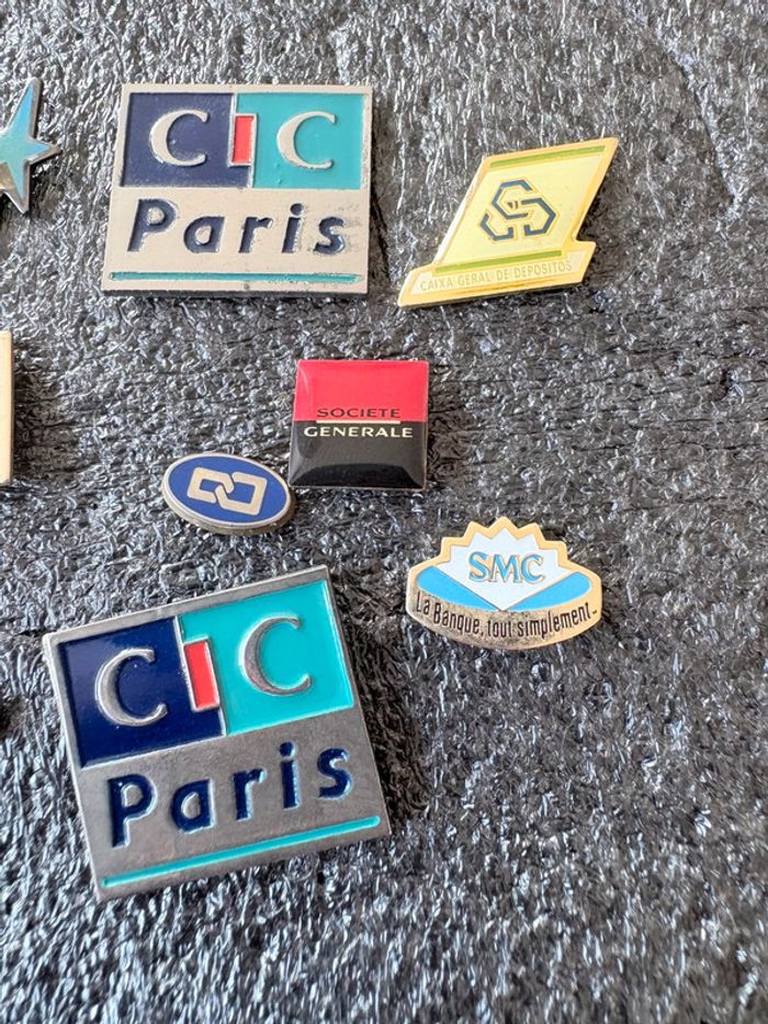 Pin’s thème banque - photo numéro 3