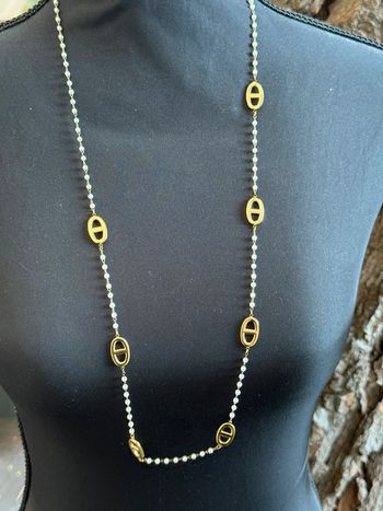 Collier sautoir perles d’eaux douces et maillon farandole