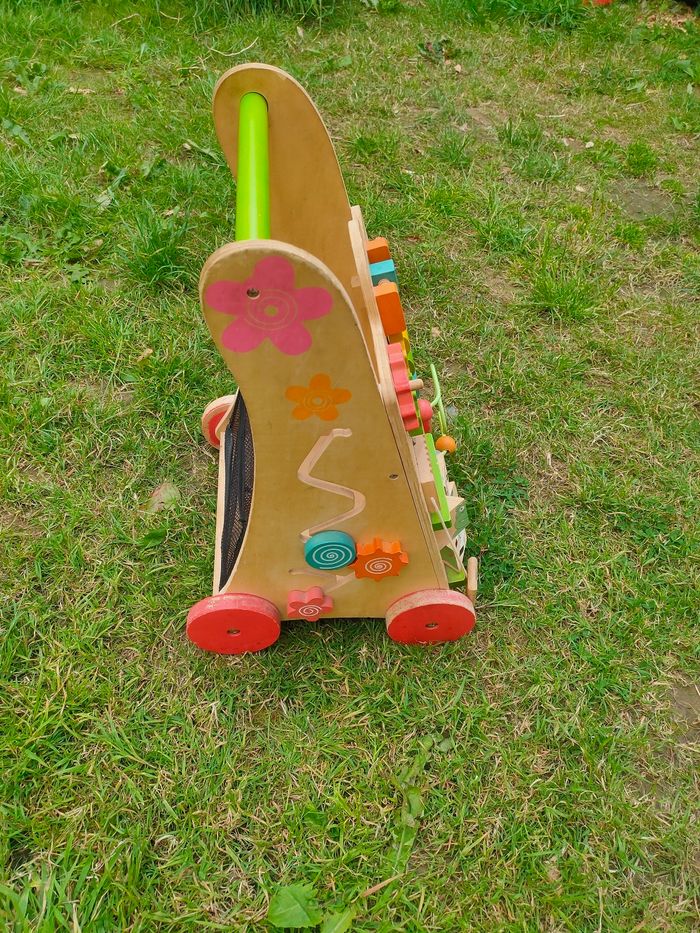 Chariot de marche en bois - photo numéro 4