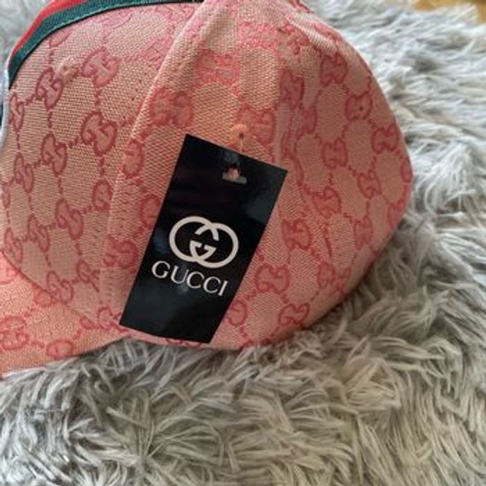 Casquette gucci rose - photo numéro 3
