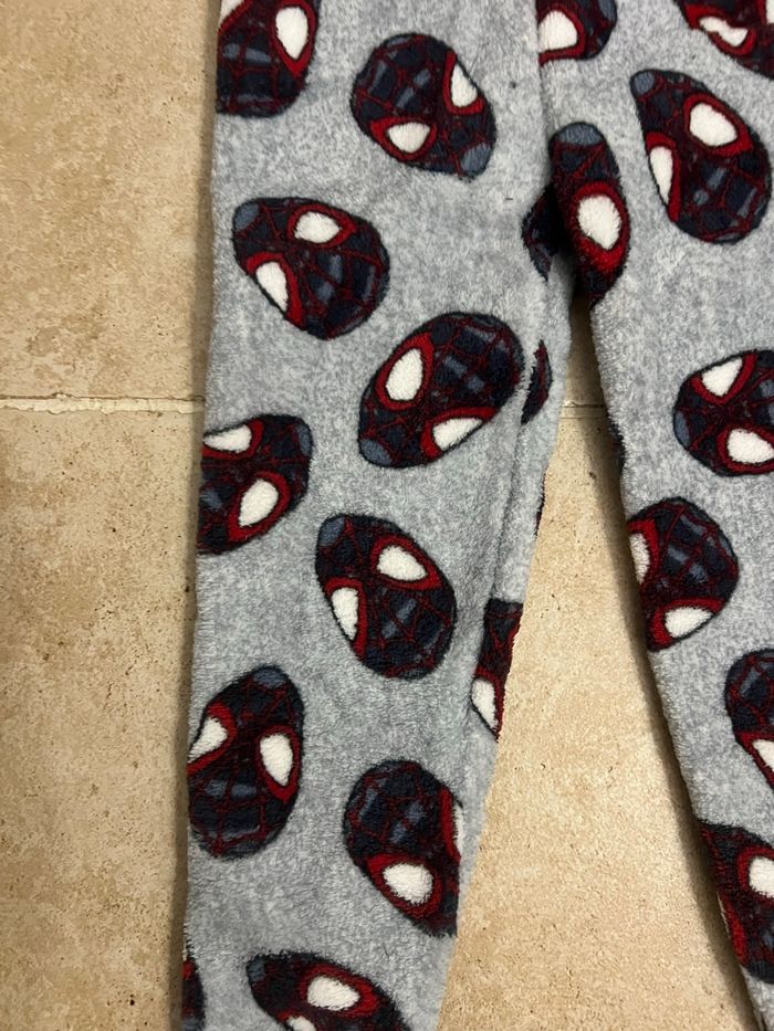 Pyjama Primark garçon t 4-5 ans - photo numéro 9