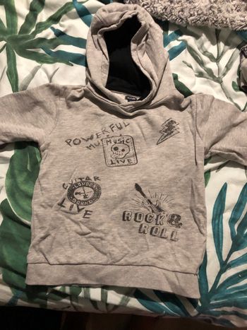 Sweat à capuche 6 ans