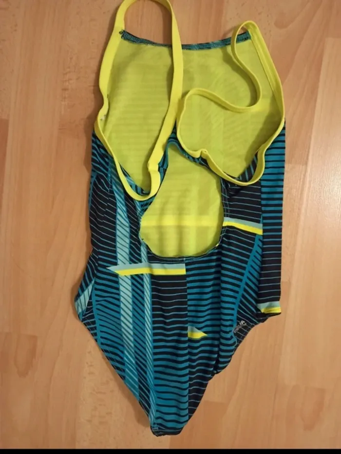 Maillot de bain une pièce dos-nu nabaiji 8 ans - photo numéro 2