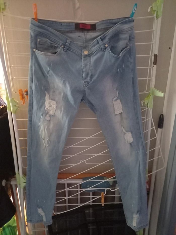 Jeans effet troué