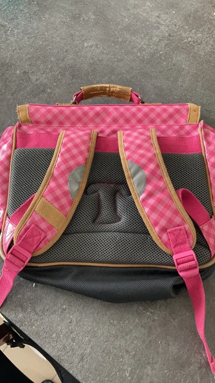 Cartable tanns - photo numéro 2