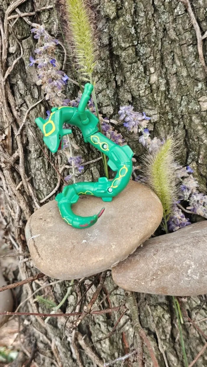 Super figurine Pokemon Nintendo rayquaza macdo - photo numéro 2