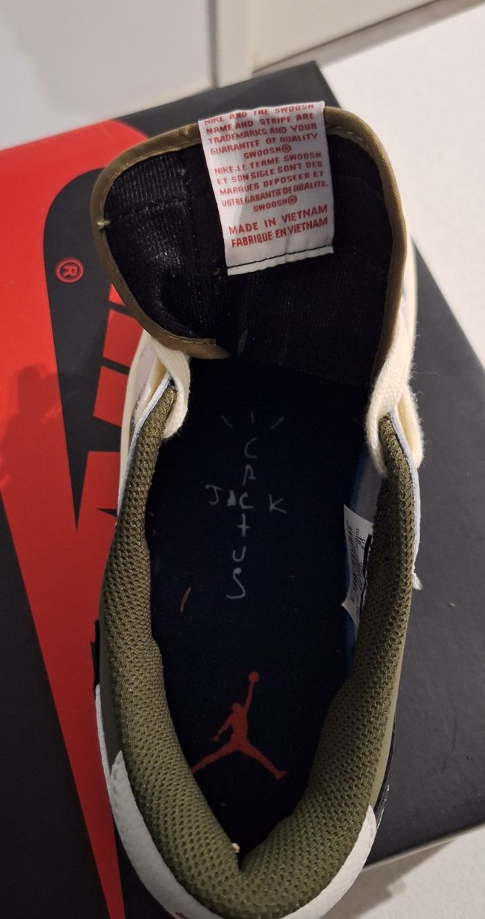 Black friday Nike air Jordan Travis Skott  taille 41 neuve avec étiquettes 🏷 - photo numéro 9