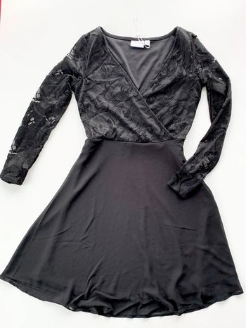 Robe d’été évasé avec dentelles. Neuve. Taille XXS