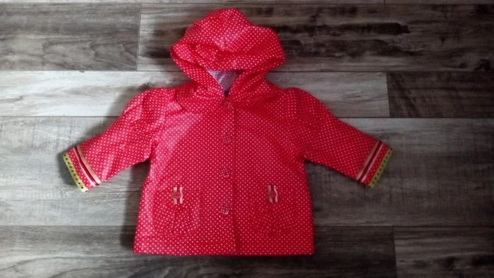 lot vestes filles taille 6 mois - photo numéro 2