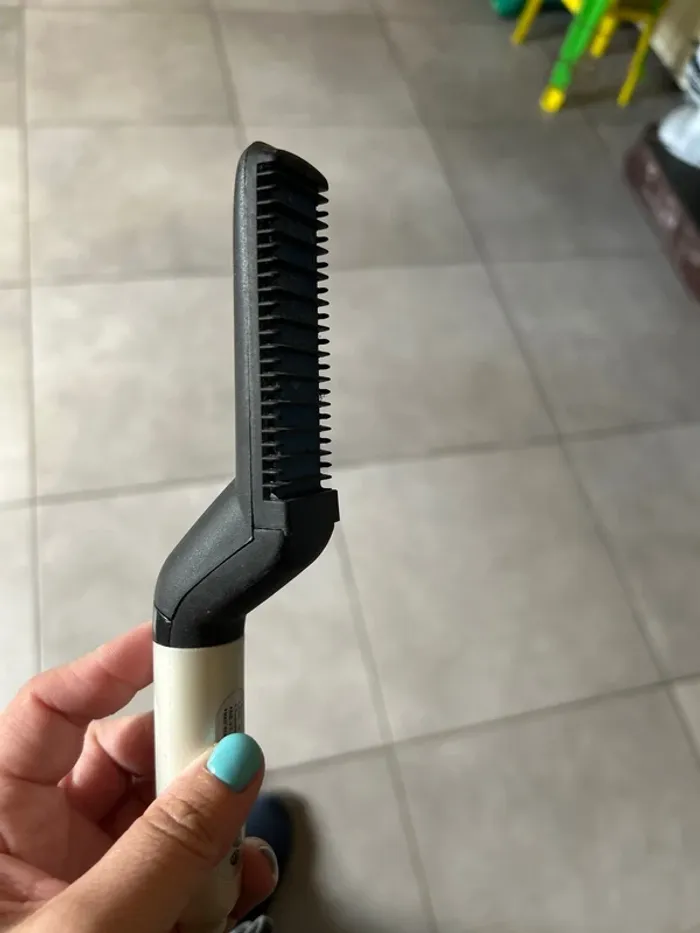 Brosse chauffante lissante pour barbe - photo numéro 2