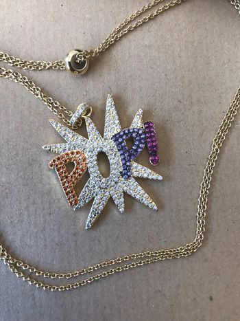 collier pow retro vintage