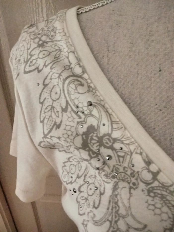 T-shirt neuf avec strass en XXL Esprit - photo numéro 3
