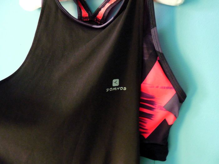 Lot T-shirt Fille Decathlon 12 ans sport brassière noir rose gris TBE - photo numéro 6