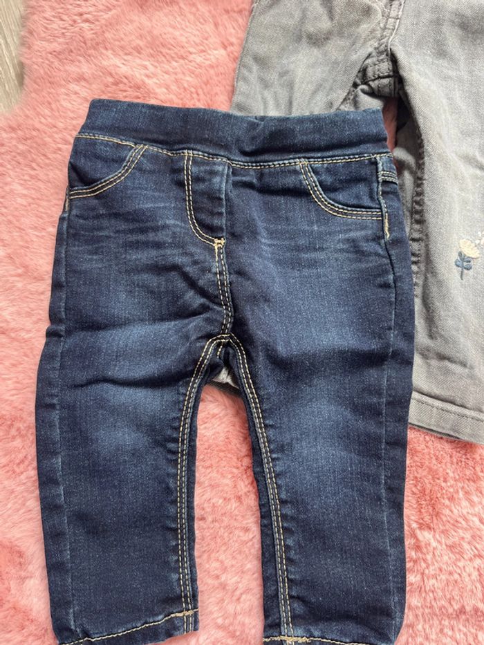Lot 4 pantalons 6 mois bébé fille - photo numéro 2