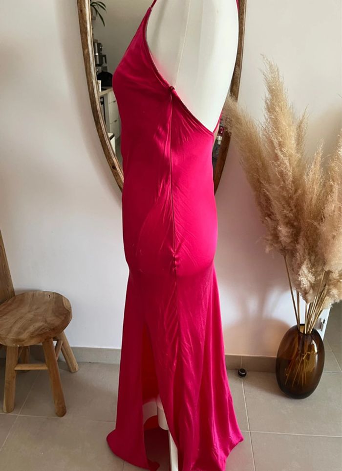 Robe longue en satin fuschia Morgan X Iris Mittenaere - photo numéro 7