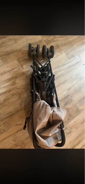 Poussette bébé confort parfait état