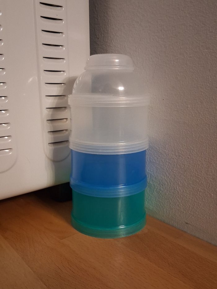 Lot, de 2boîtes doseuse +4cuillères +3pots legume 1pot fruits et 1boîte céréale - photo numéro 3