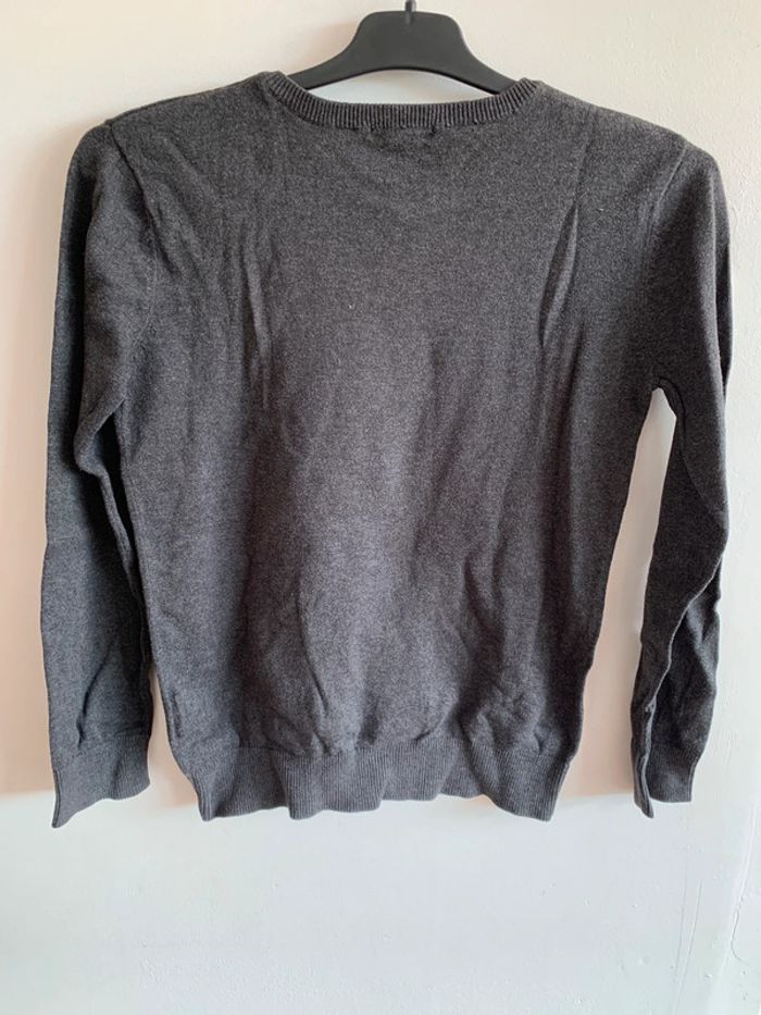 Pull gris Kiabi 12 ans - photo numéro 3