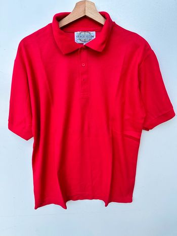 Polo rouge