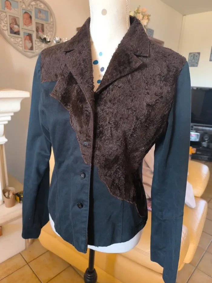 Superbe veste marine - photo numéro 2