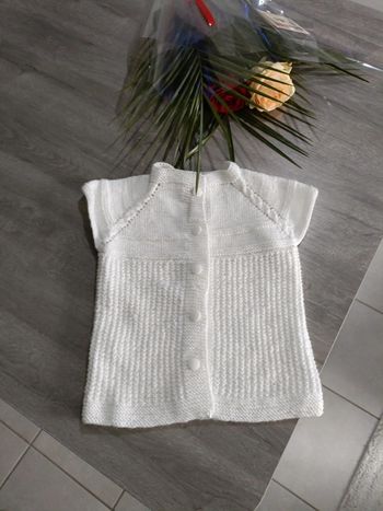 Gilet en laine 100 % manche courte – Blanc – Manches courtes – 80 cm – Boutons
