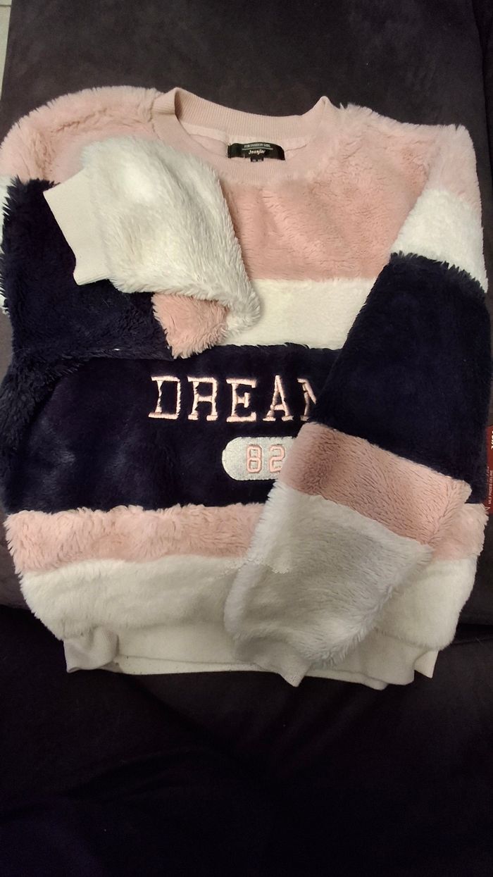 Pull XS Jennyfer - photo numéro 3