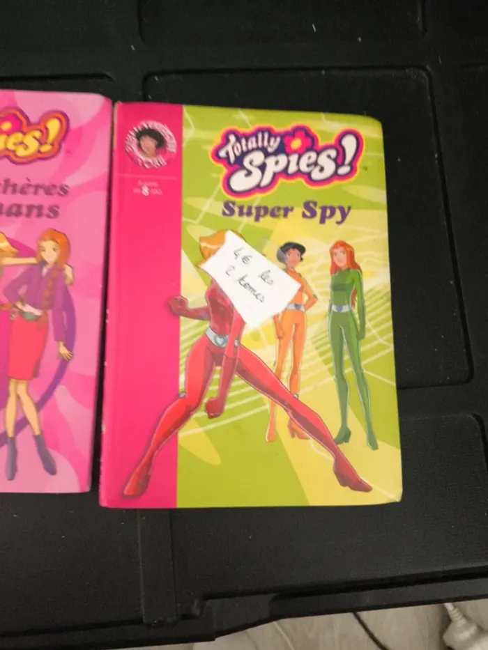 Lot 2 livres totally spies - photo numéro 3