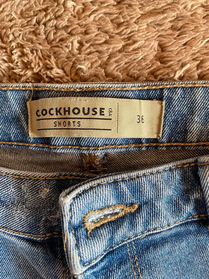Short en jean brodé fleurs Clockhouse - photo numéro 2