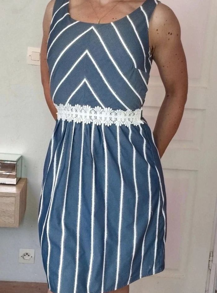 Robe  d'été NafNaf 34 Très Bon Etat