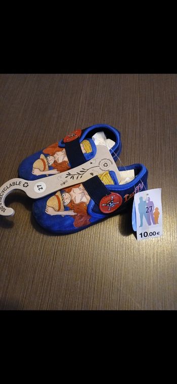 Chaussons garçon one piece 27