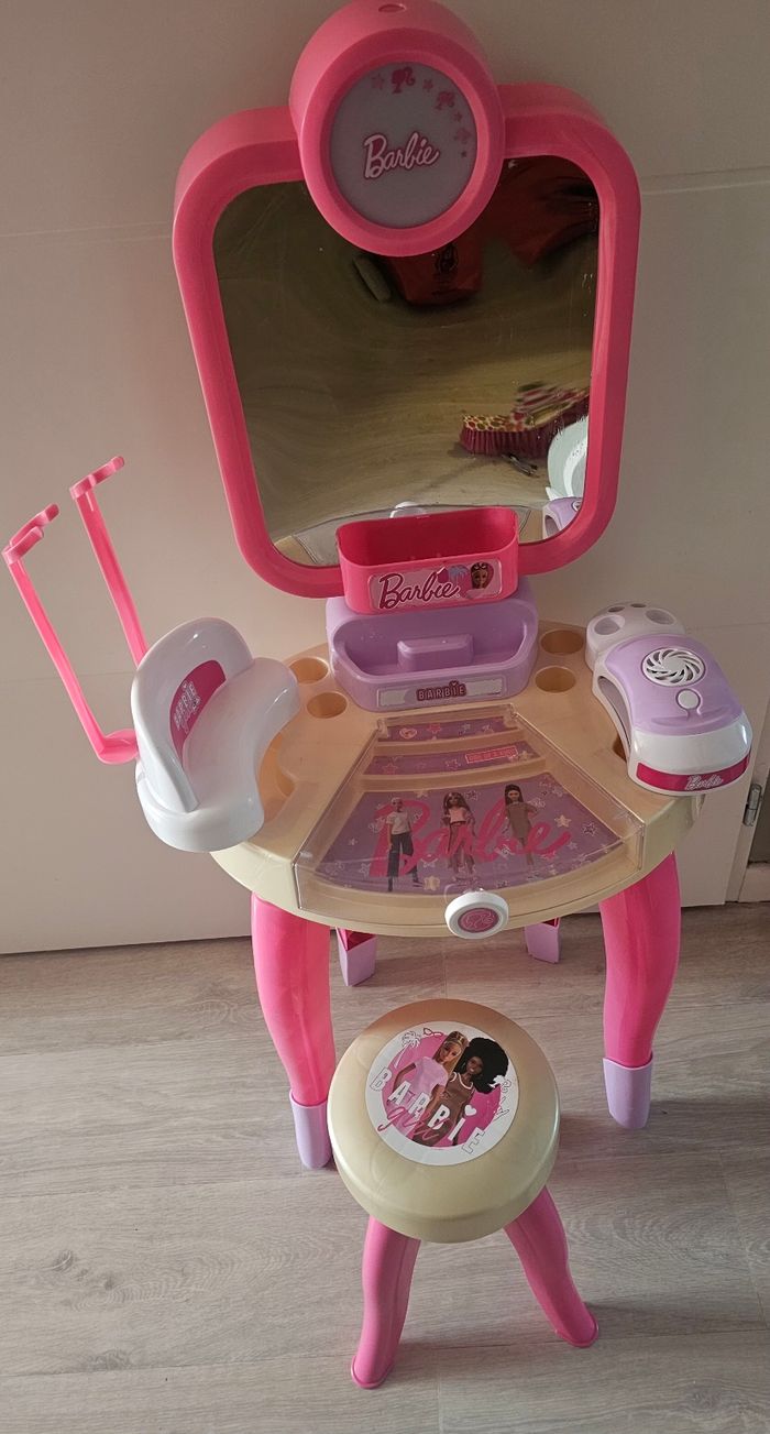 Coiffeuse barbie