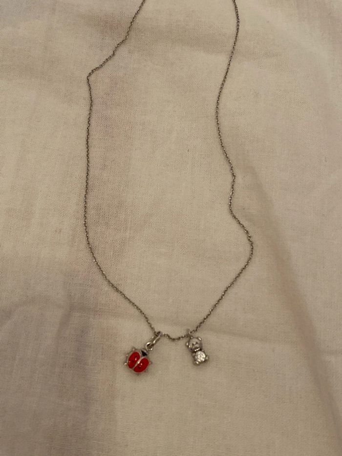 Collier avec 2 pendentifs - photo numéro 2