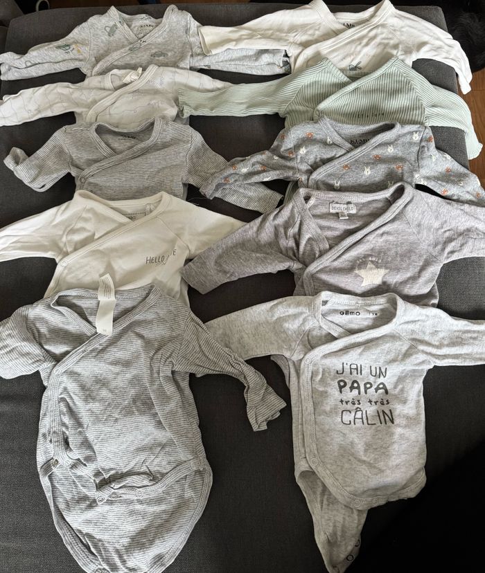 Lot de vêtements garçon 1 mois - photo numéro 8